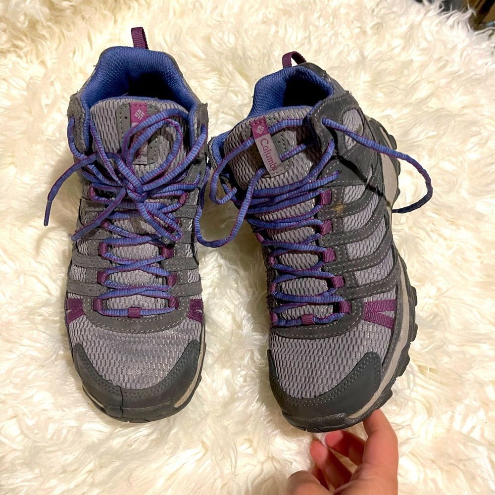 Columbia hiking boots